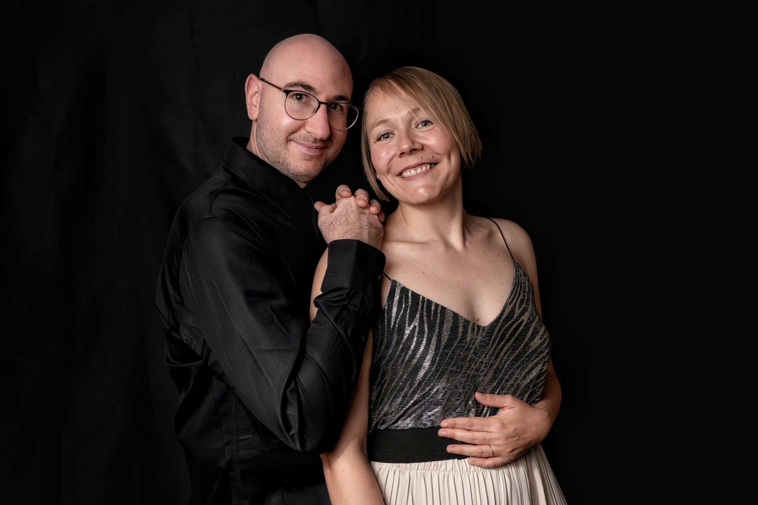 Portrait du duo H&K Photographies – photographes de mariage en Seine-et-Marne et Île-de-France