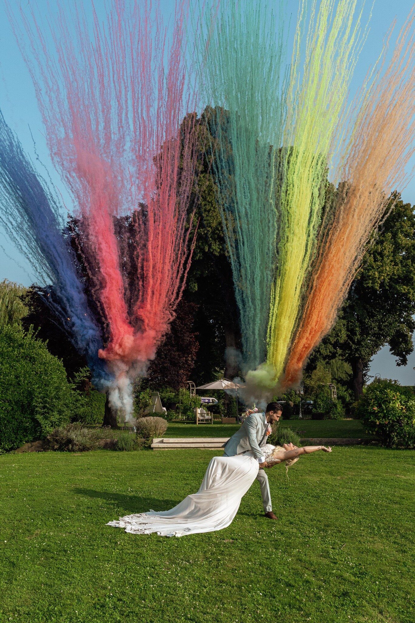 Animation colorée pendant un mariage – H&K Photographies